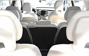Volvo  Ultimate, B5 AWD mild hybrid, Πετρέλαιο, Bright, Επτά ανεξάρτητα καθίσματα